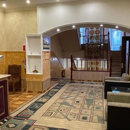 Rosa Roze Luxe House Hotel Karaganda Bagian luar foto