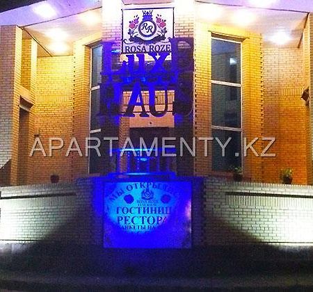 Rosa Roze Luxe House Hotel Karaganda Bagian luar foto